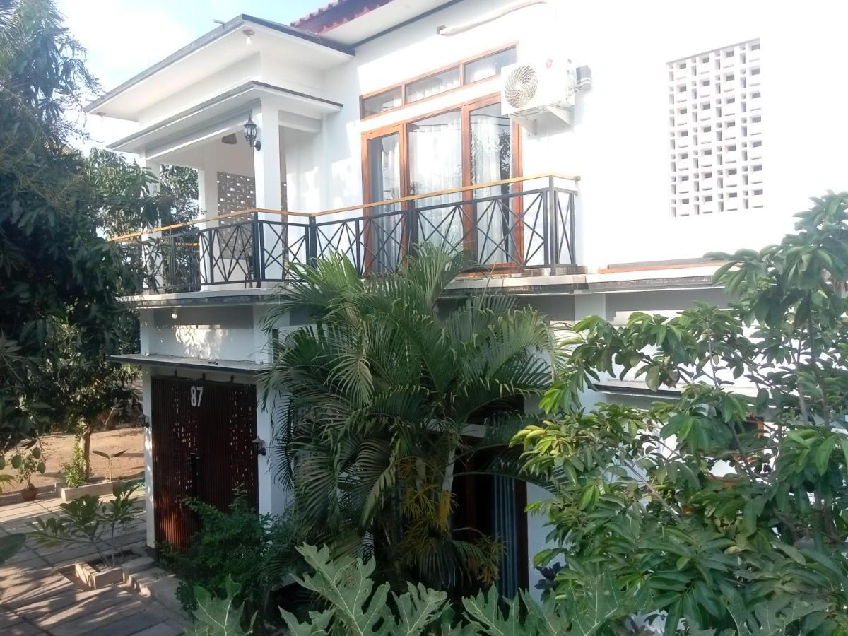 Warm Villas Lombok Kuta  Esterno foto