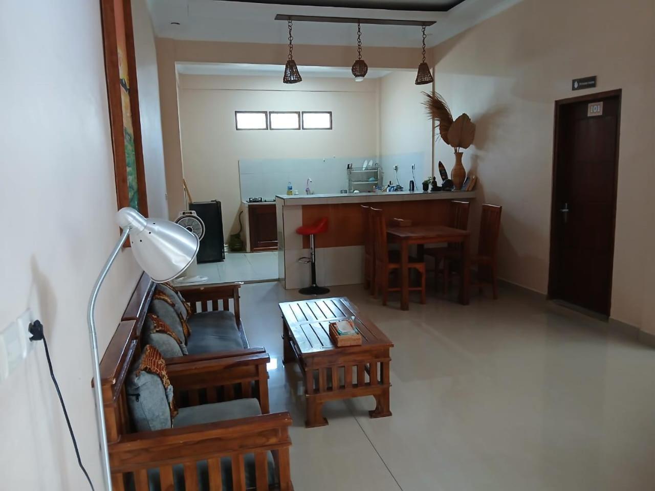 Warm Villas Lombok Kuta  Esterno foto