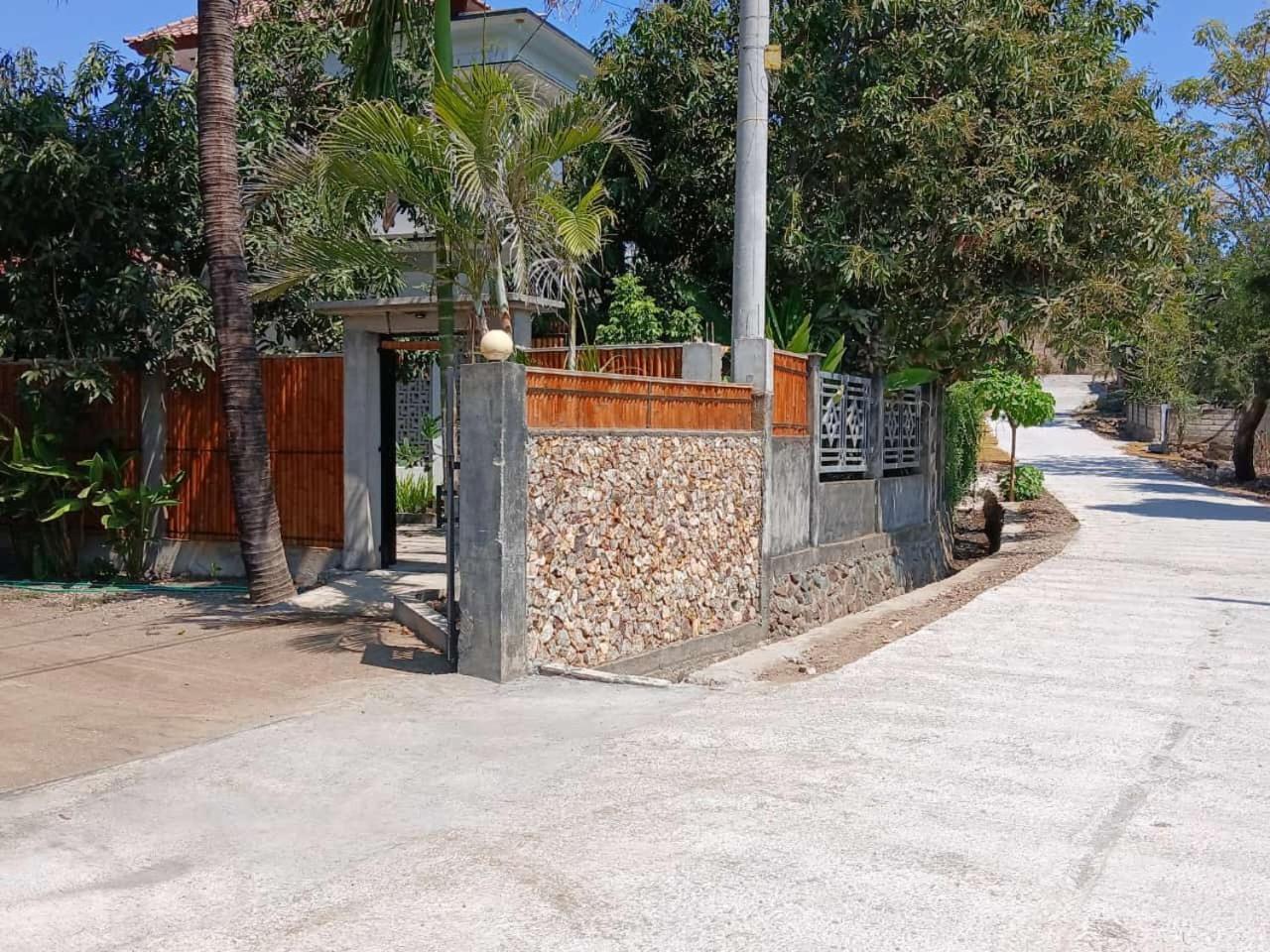 Warm Villas Lombok Kuta  Esterno foto